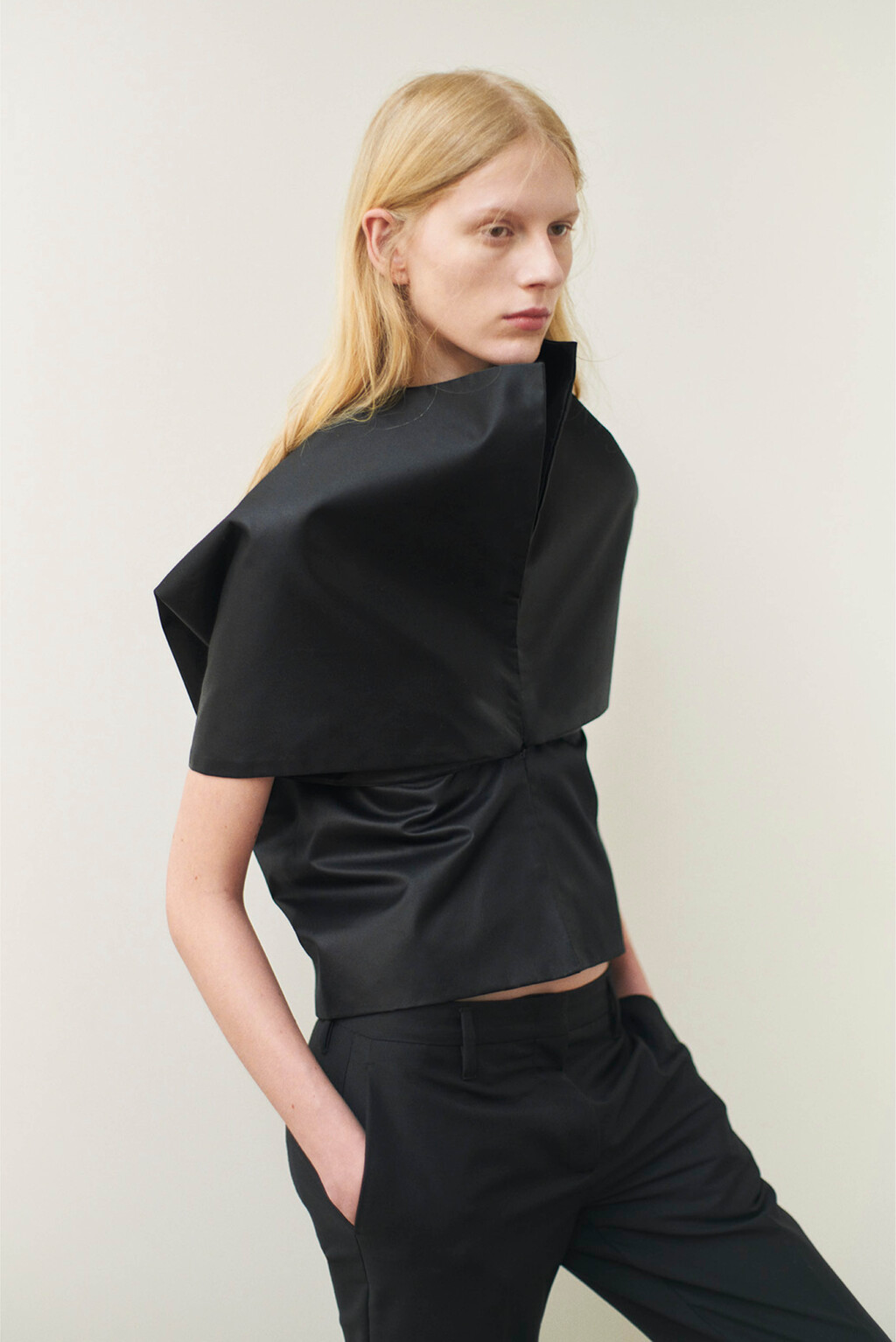 Crosscurrent - © Artlist