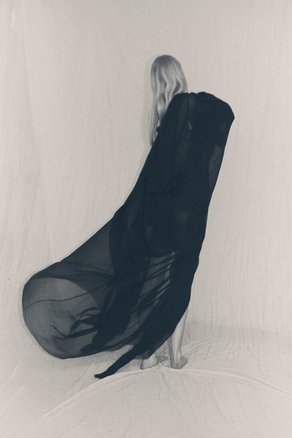 Crosscurrent - © Artlist