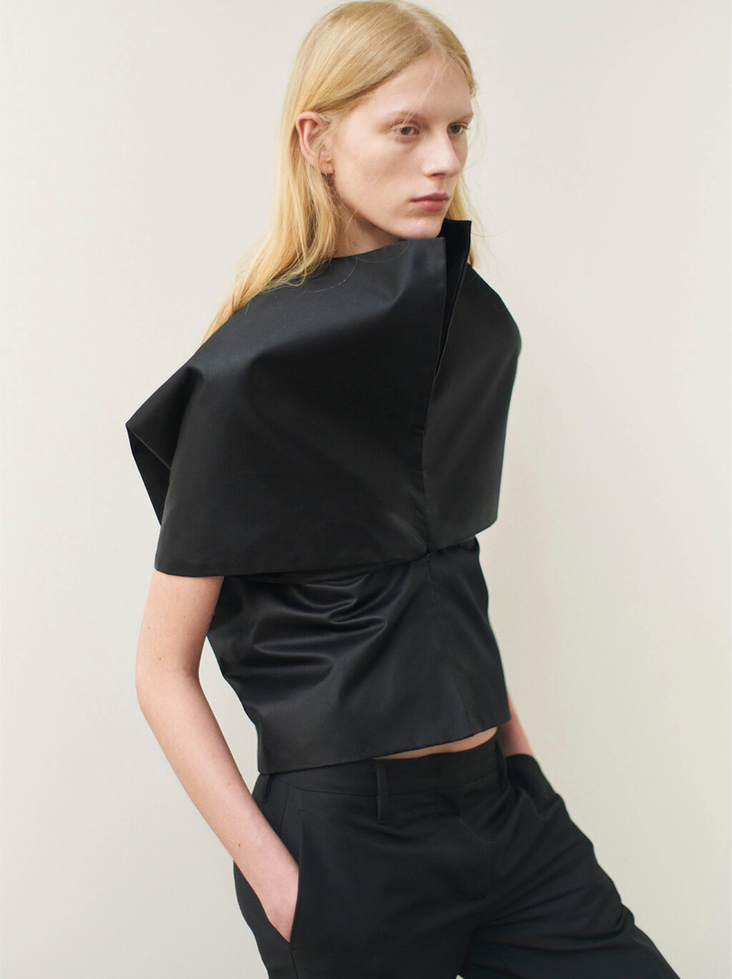 Crosscurrent - © Artlist