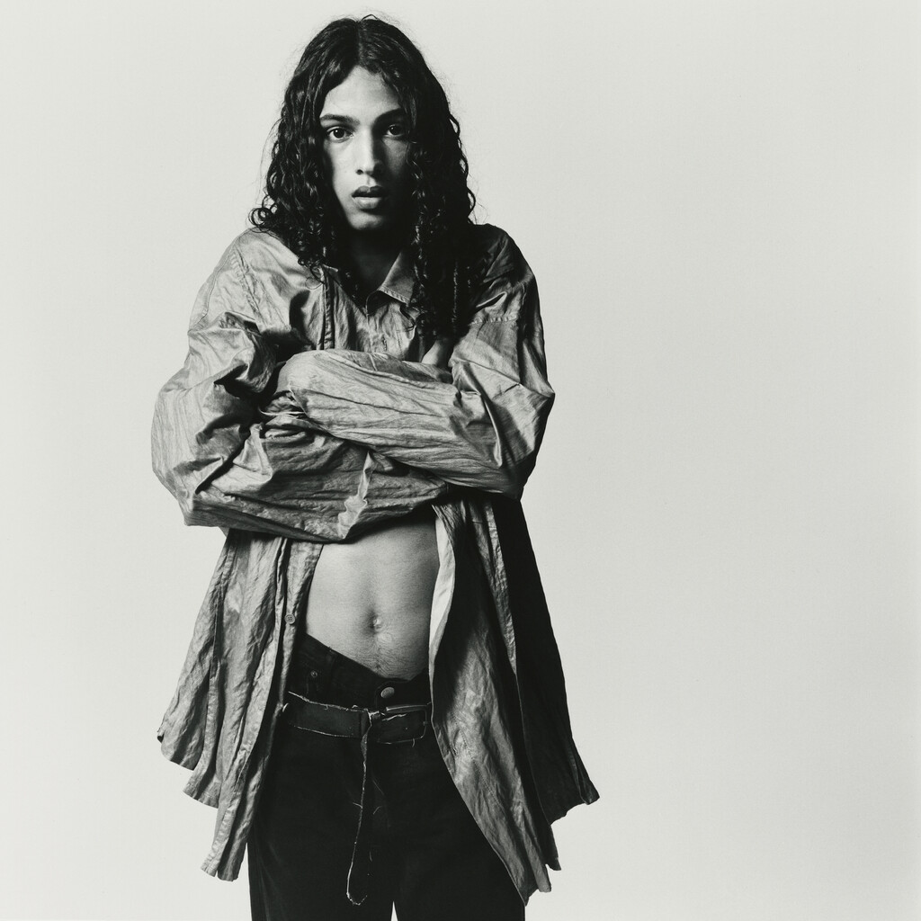 Dust Magazine - © Artlist