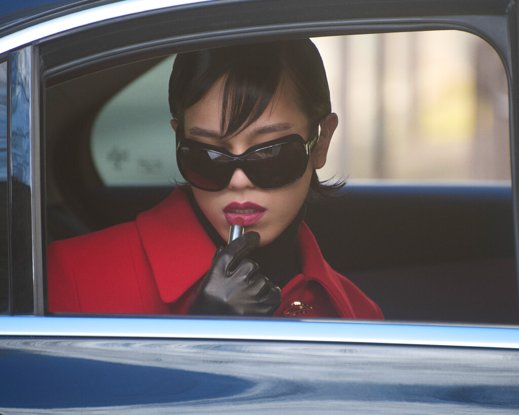 Homme Girls - © Artlist