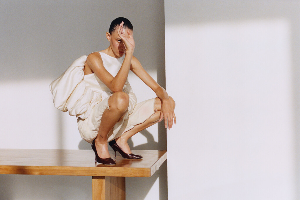 Holiday Magazine - © Artlist