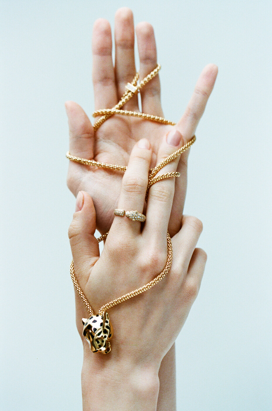 Harper&#8217;s Bazaar Italia - © Artlist