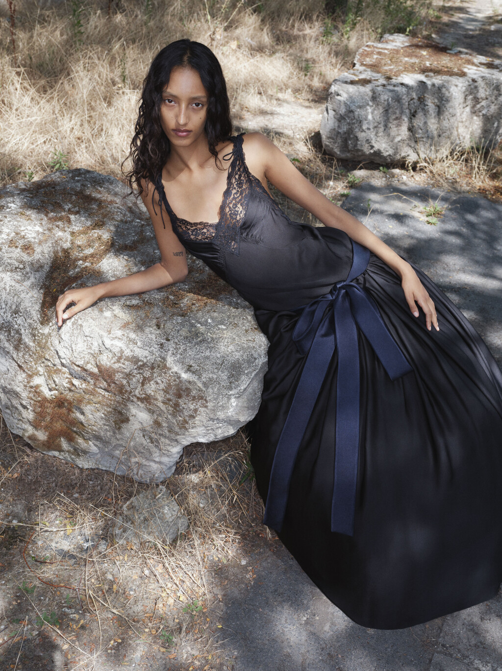 Holiday Magazine - © Artlist