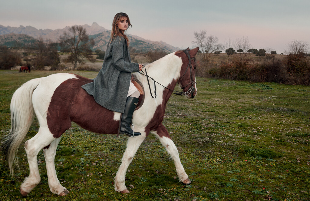 Vogue Spain - © Artlist