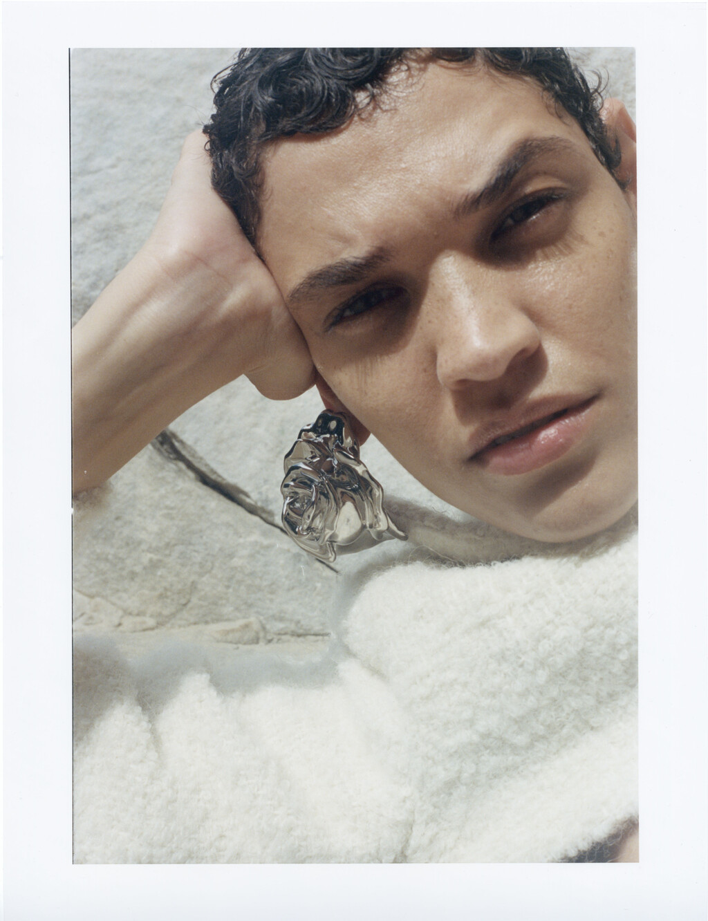 Carcy Magazine - © Artlist