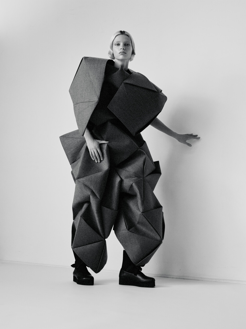 Purple Magazine - © Artlist