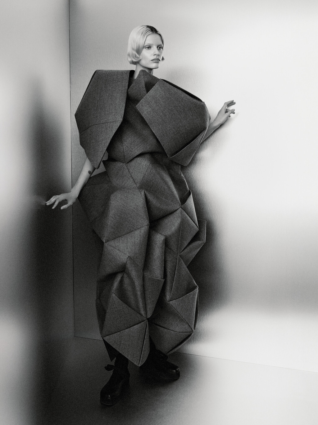 Purple Magazine - © Artlist