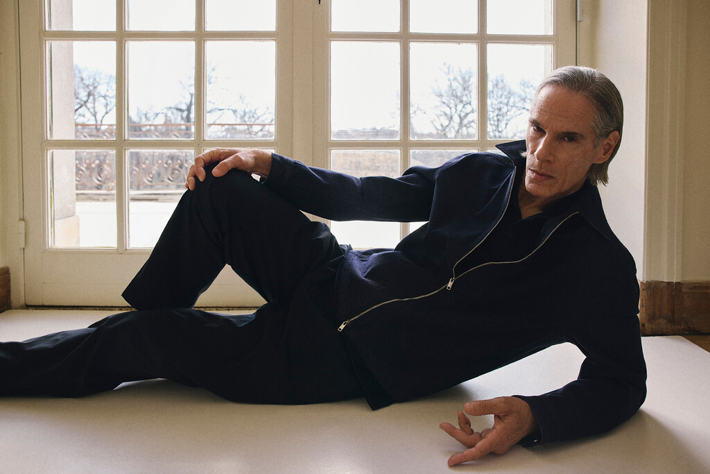 Massimo Dutti - © Artlist