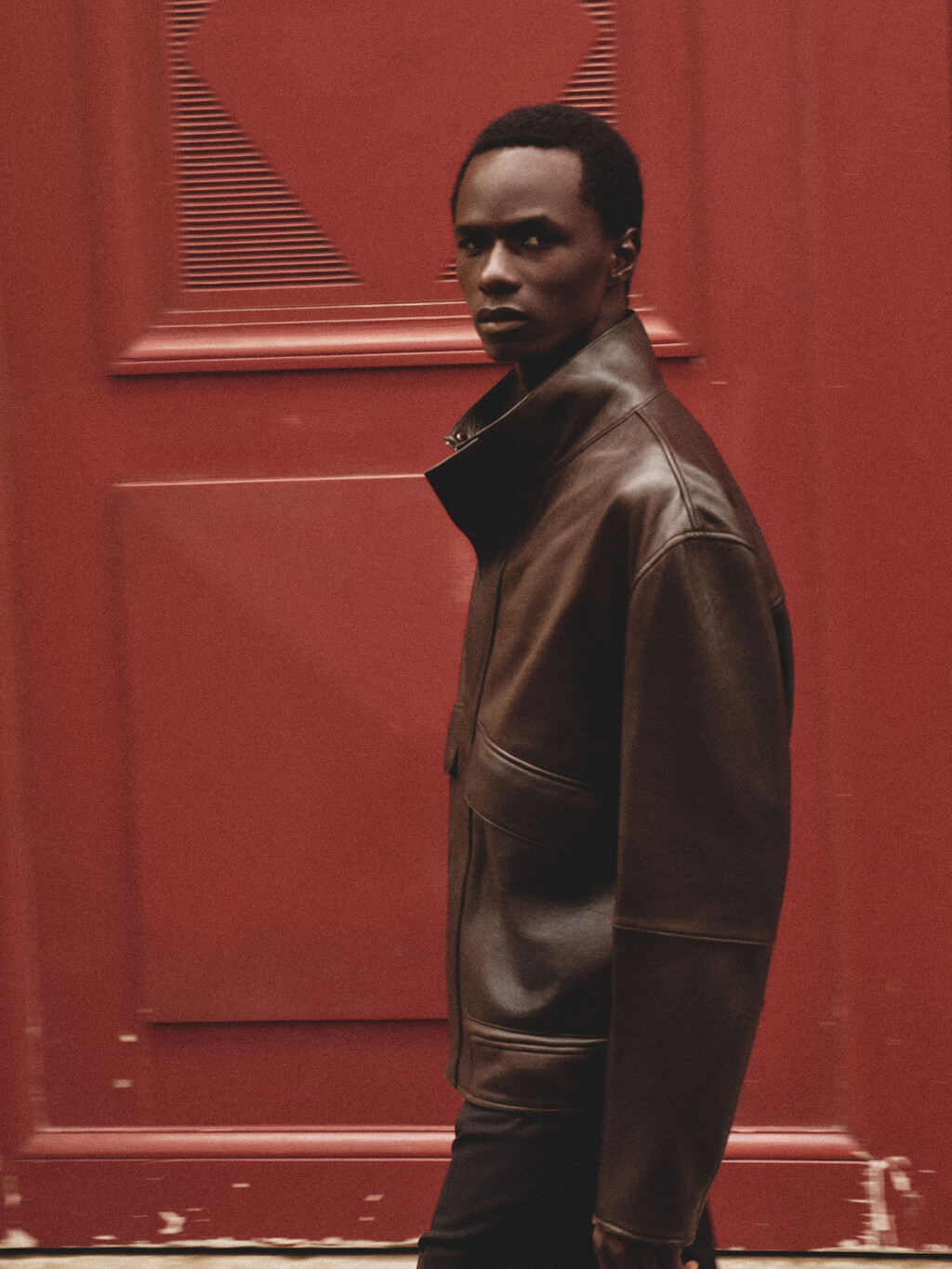 Massimo Dutti - © Artlist