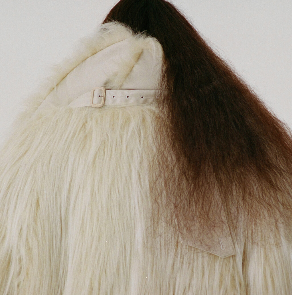 Toga Archives - © Artlist