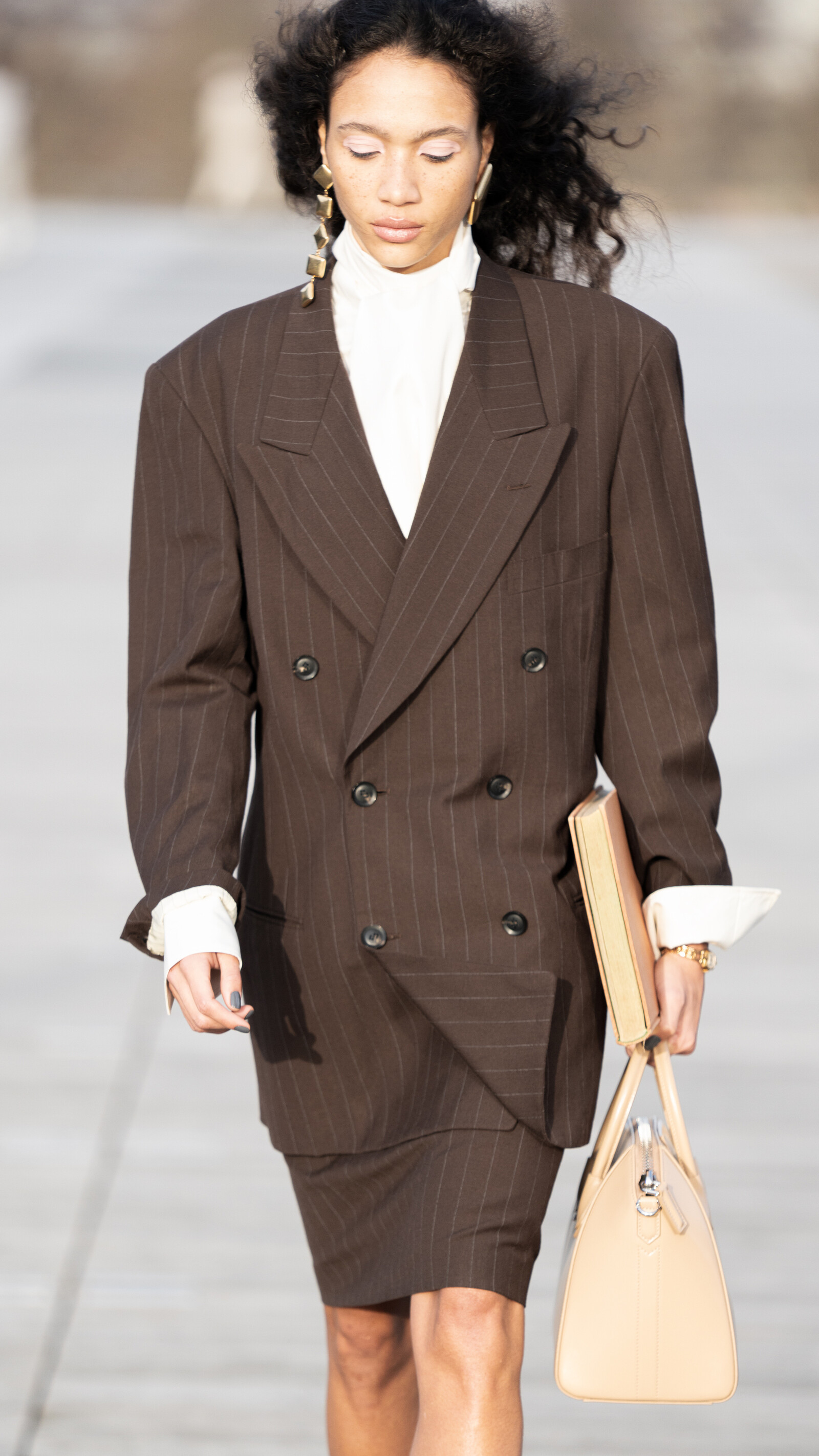 Double Magazine - © Artlist