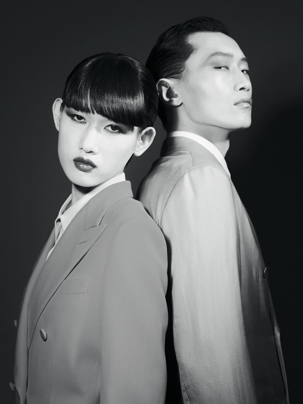 Purple Magazine - © Artlist