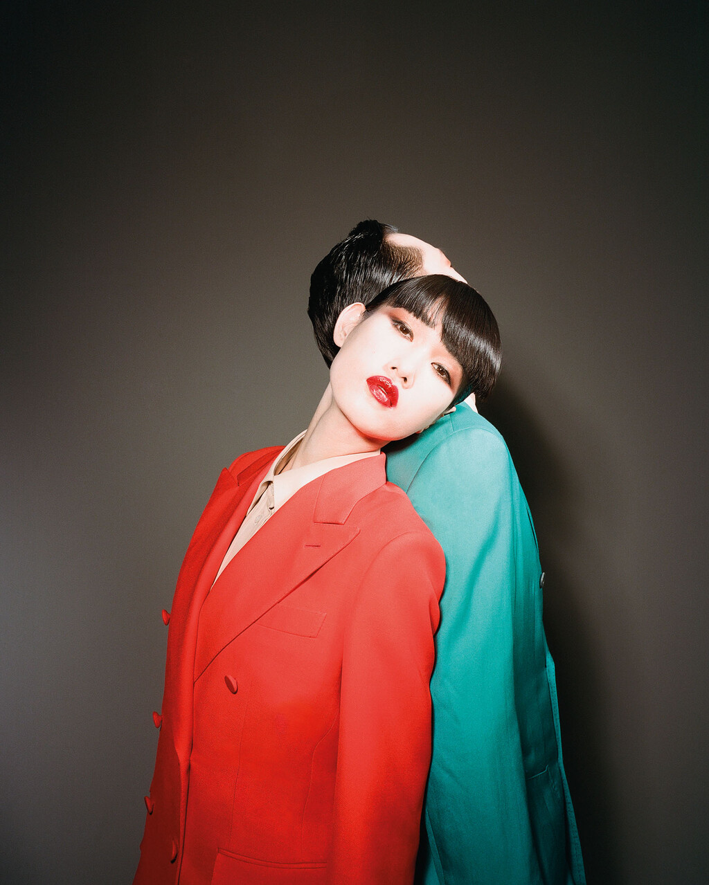 Purple Magazine - © Artlist