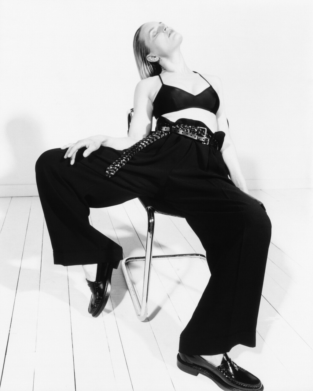 HommeGirls - © Artlist