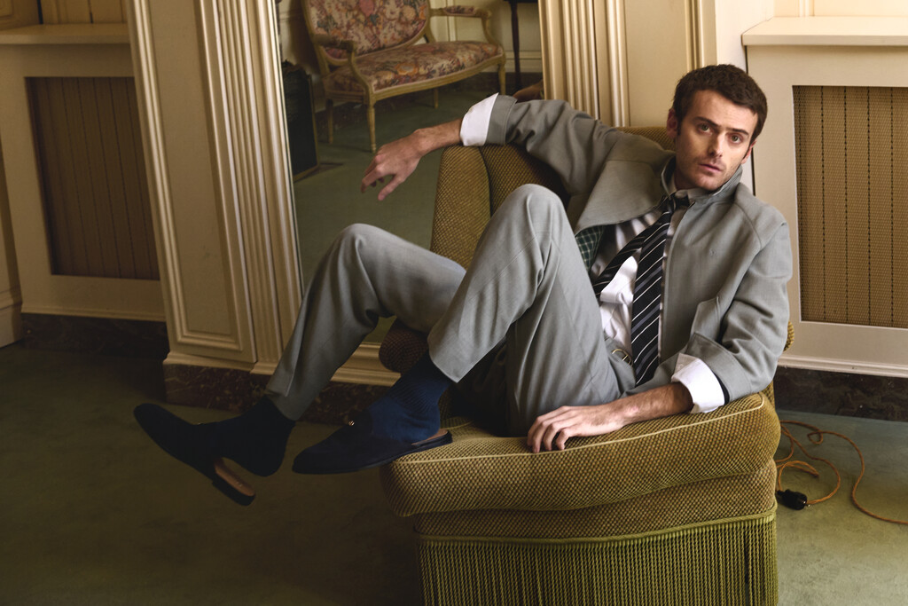 Dior Magazine - © Artlist
