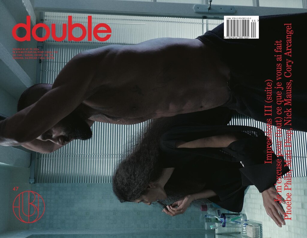 Double Magazine - © Artlist