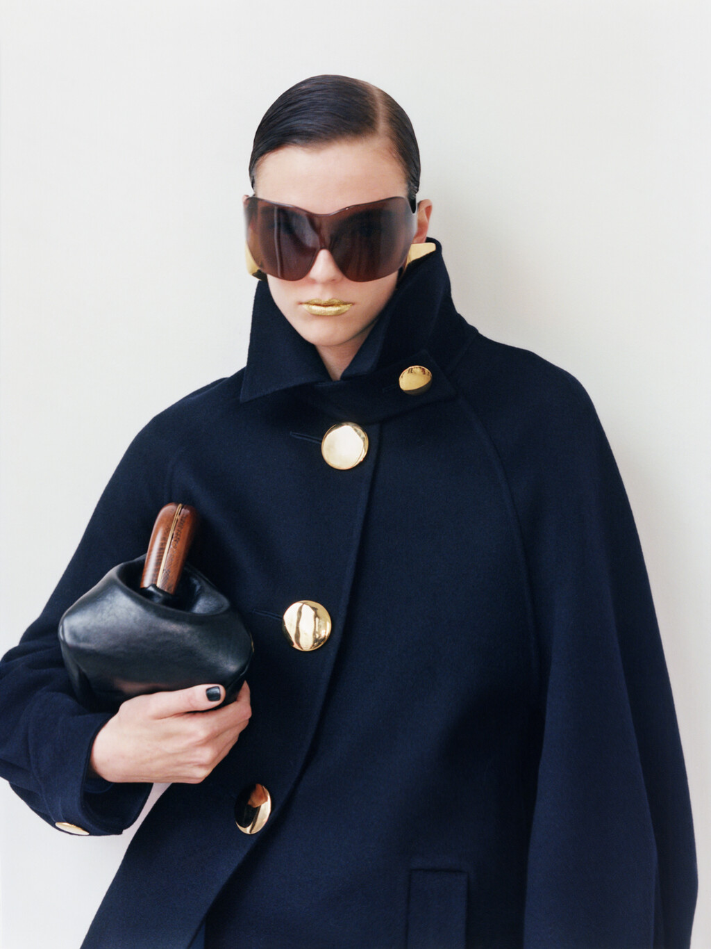 Harper’s Bazaar France - © Artlist