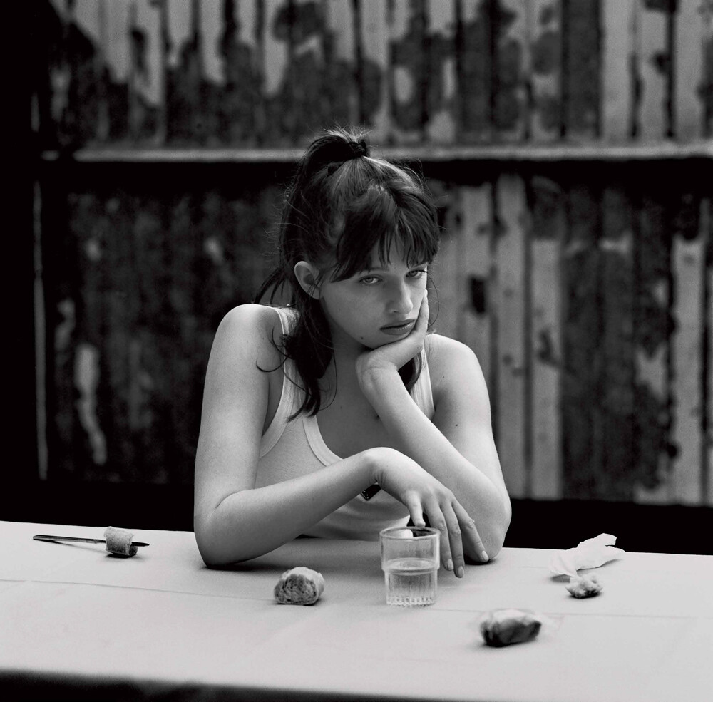 Re-Edition - © Artlist