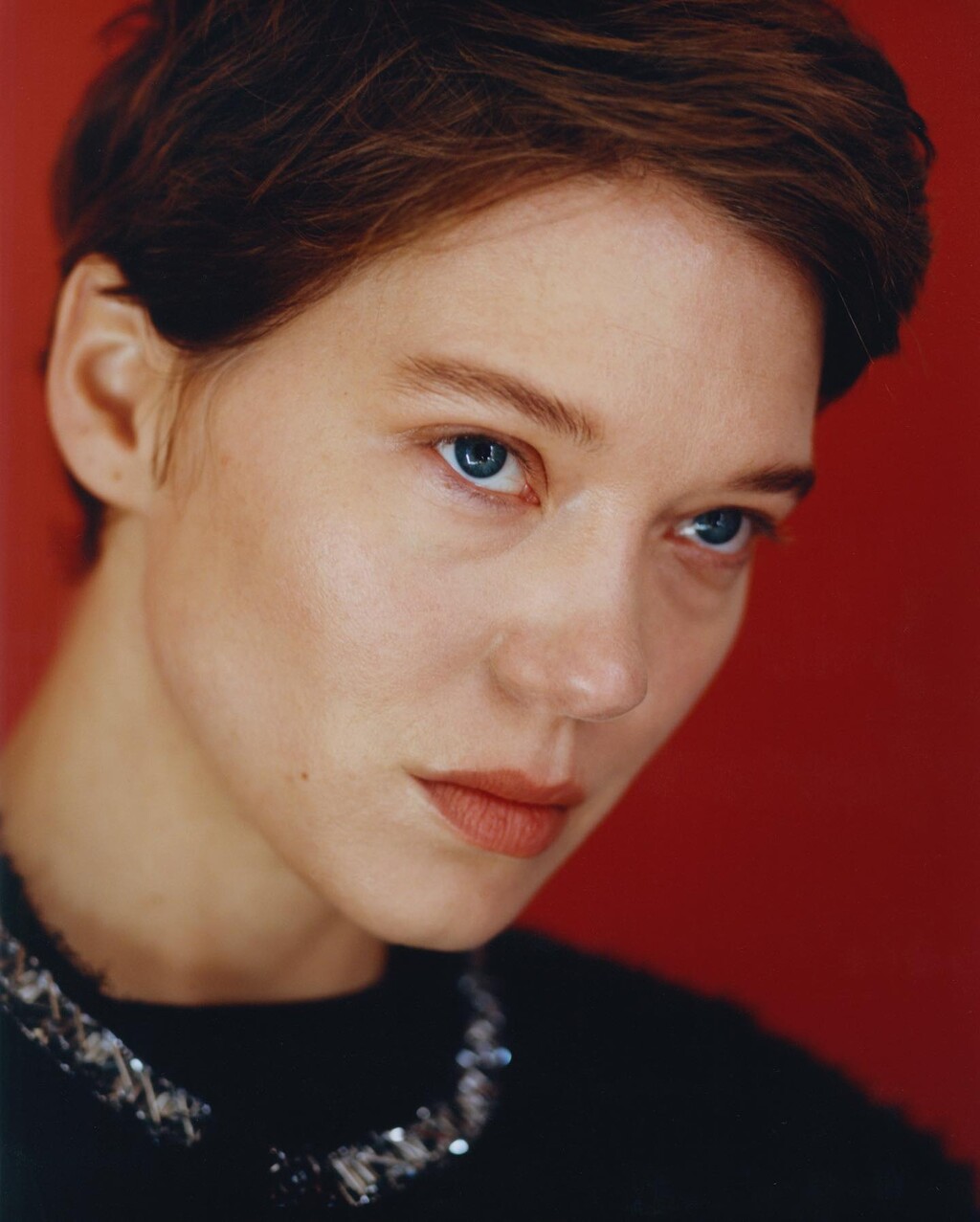 Cr Fashion Book - © Artlist