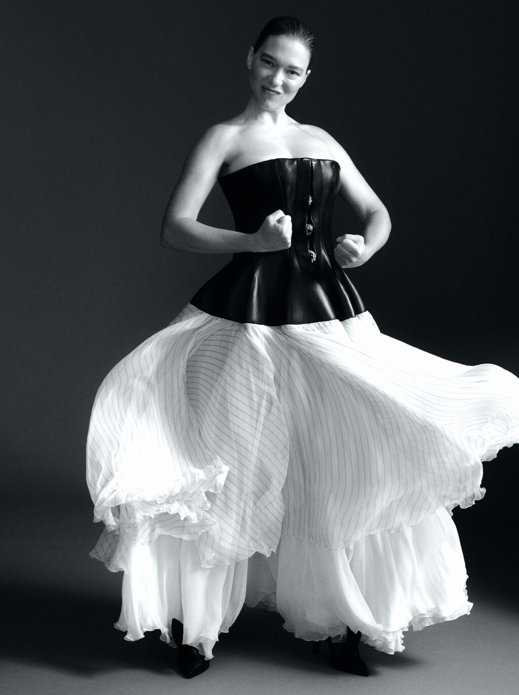 M le Monde - © Artlist