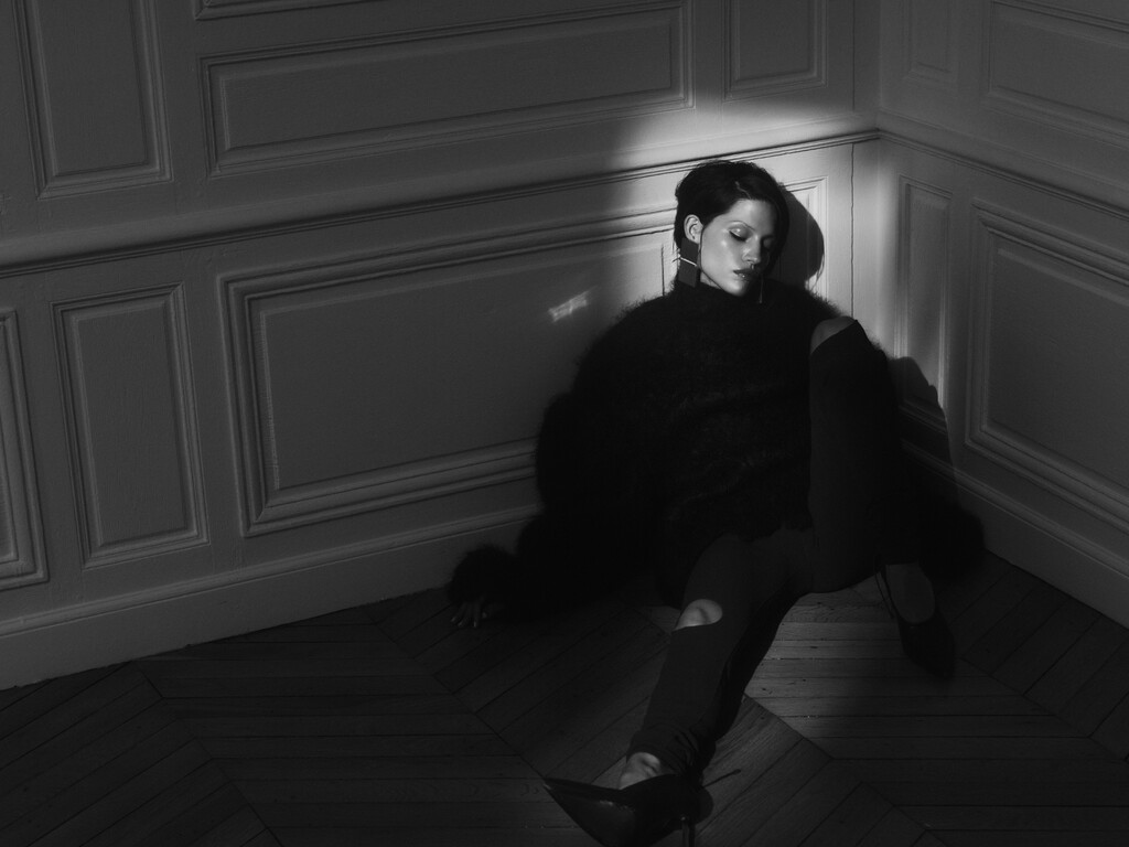 Pop Magazine - © Artlist