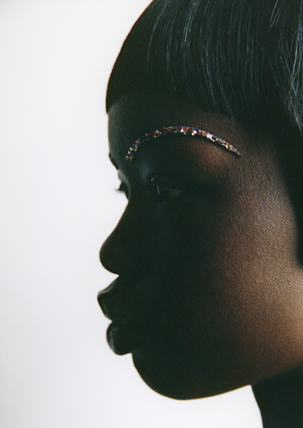 ALL-IN Magazine - © Artlist