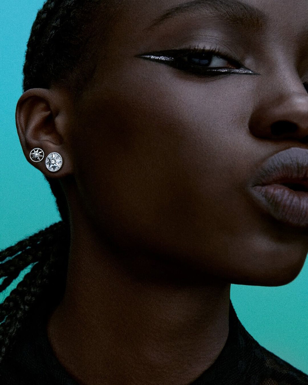 Dior Magazine - © Artlist