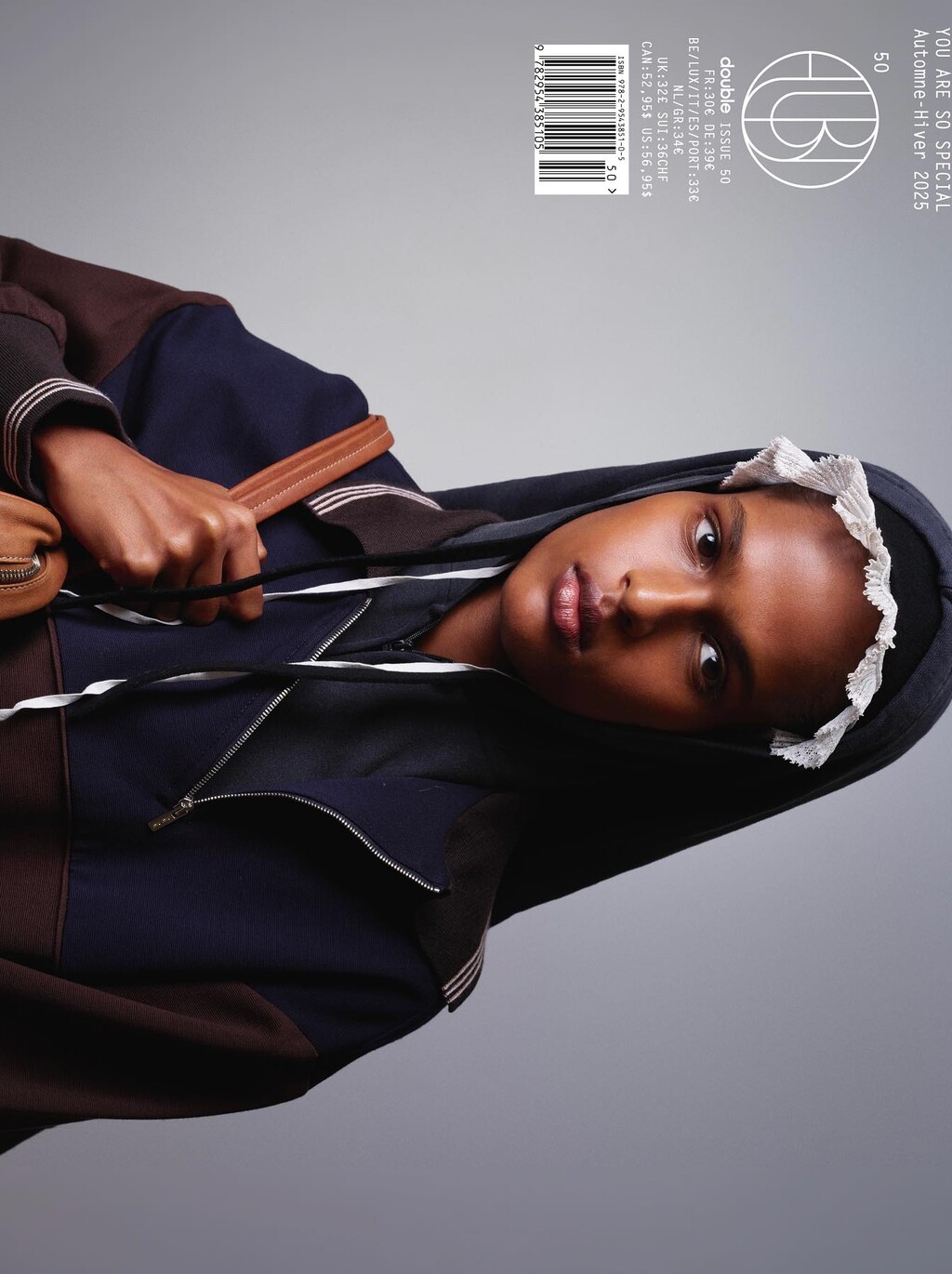 Double Magazine - © Artlist