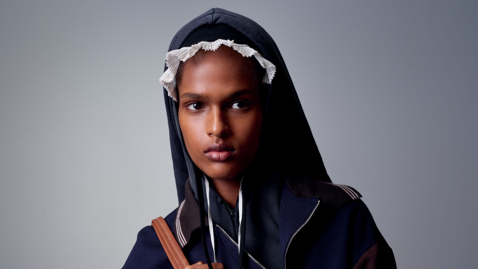 Double Magazine - © Artlist