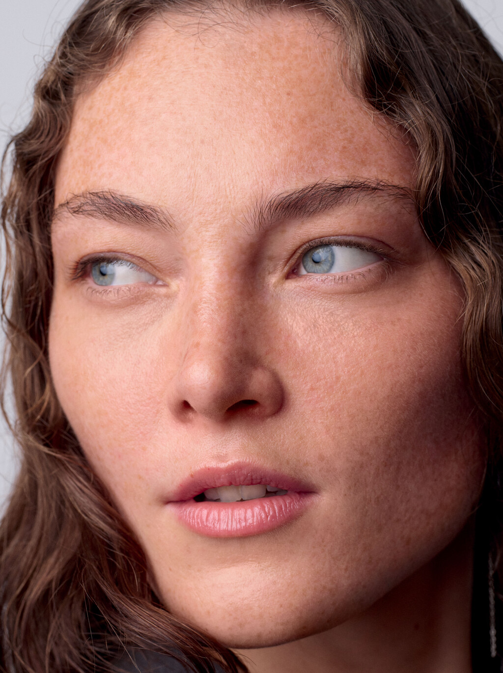 Double Magazine - © Artlist