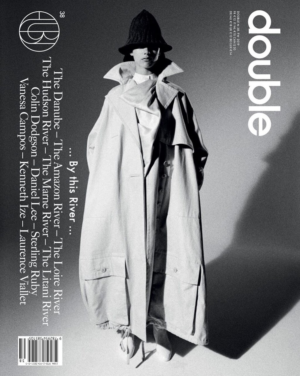 Double Magazine - © Artlist