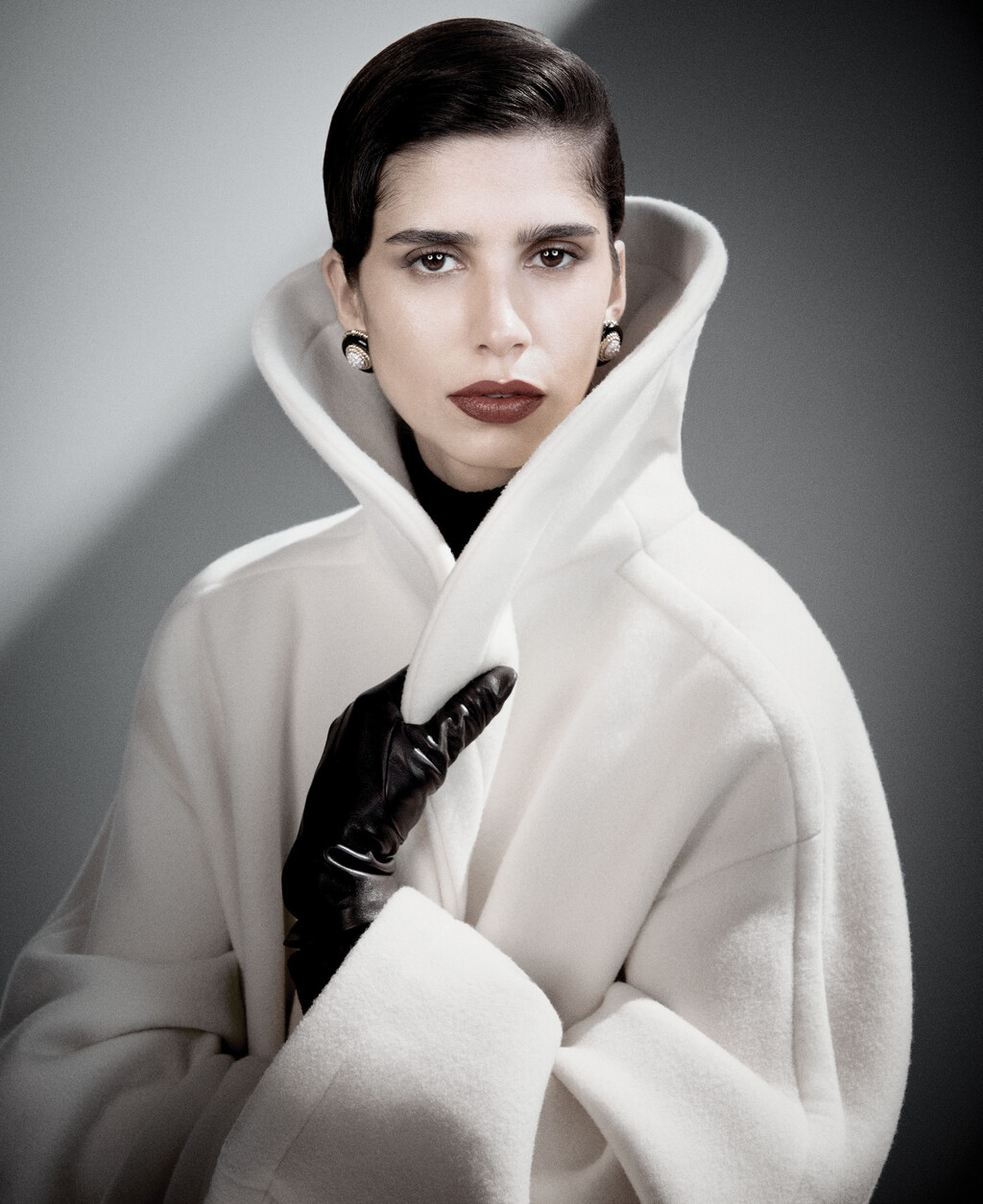 Harper’s Bazaar US - © Artlist