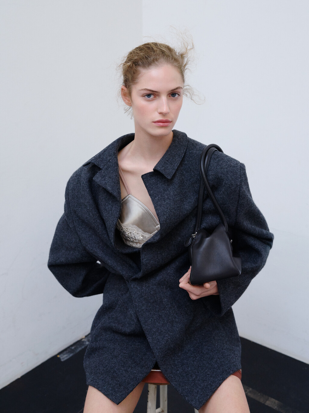 M le Monde - © Artlist