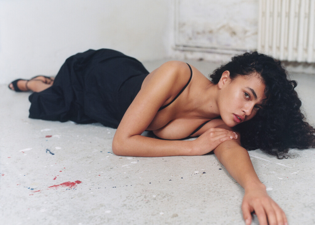 Self Service - © Artlist