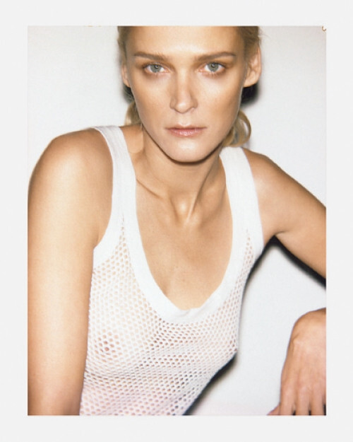 Self Service - © Artlist