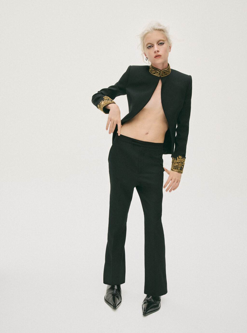 Beyond Noise - © Artlist