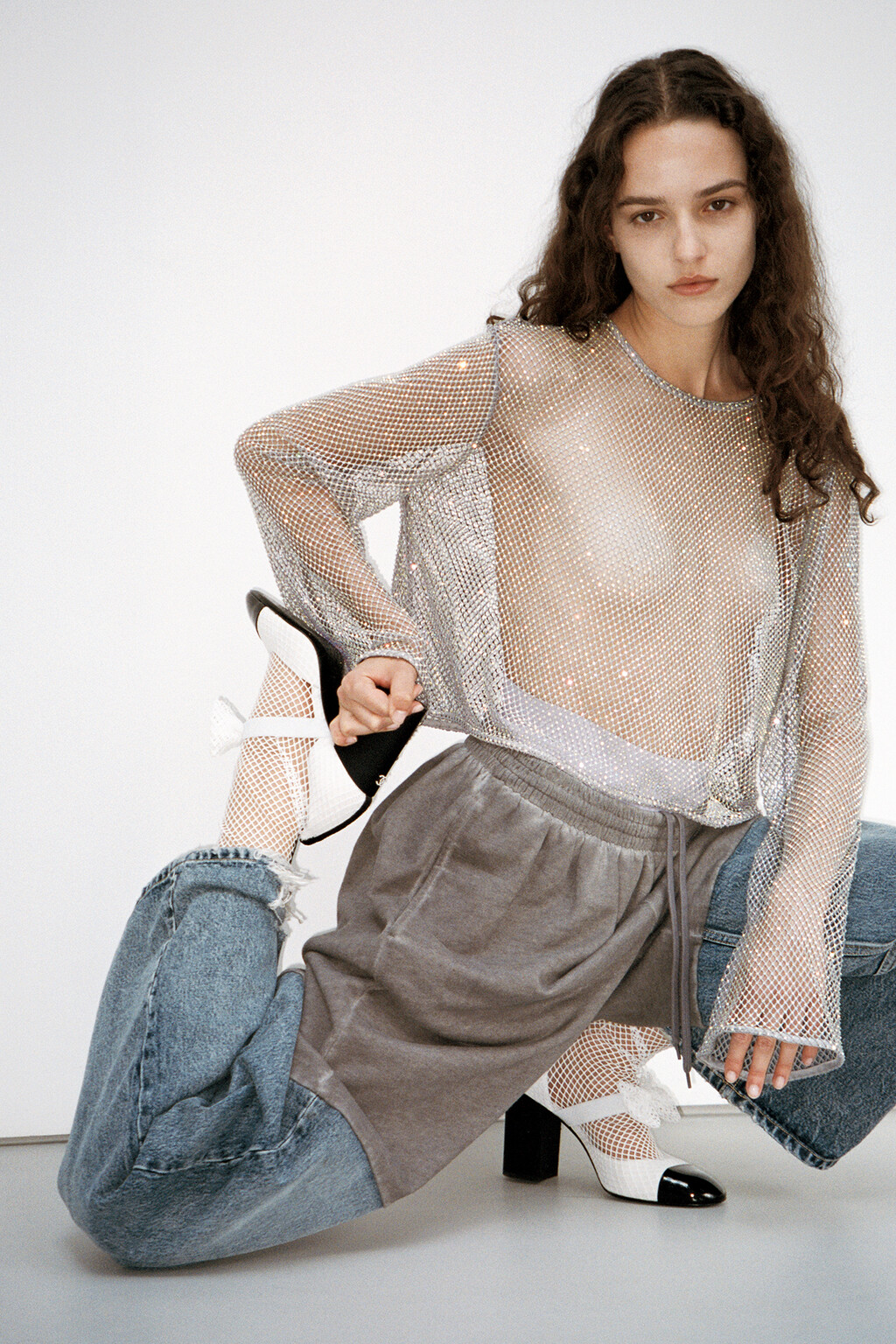 M le Monde - © Artlist