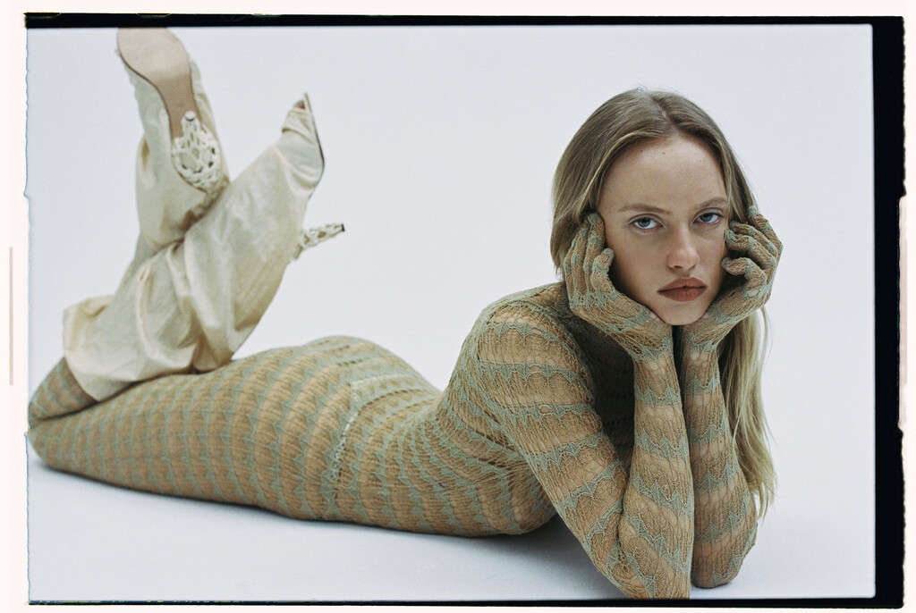 Alla Carta Magazine - © Artlist