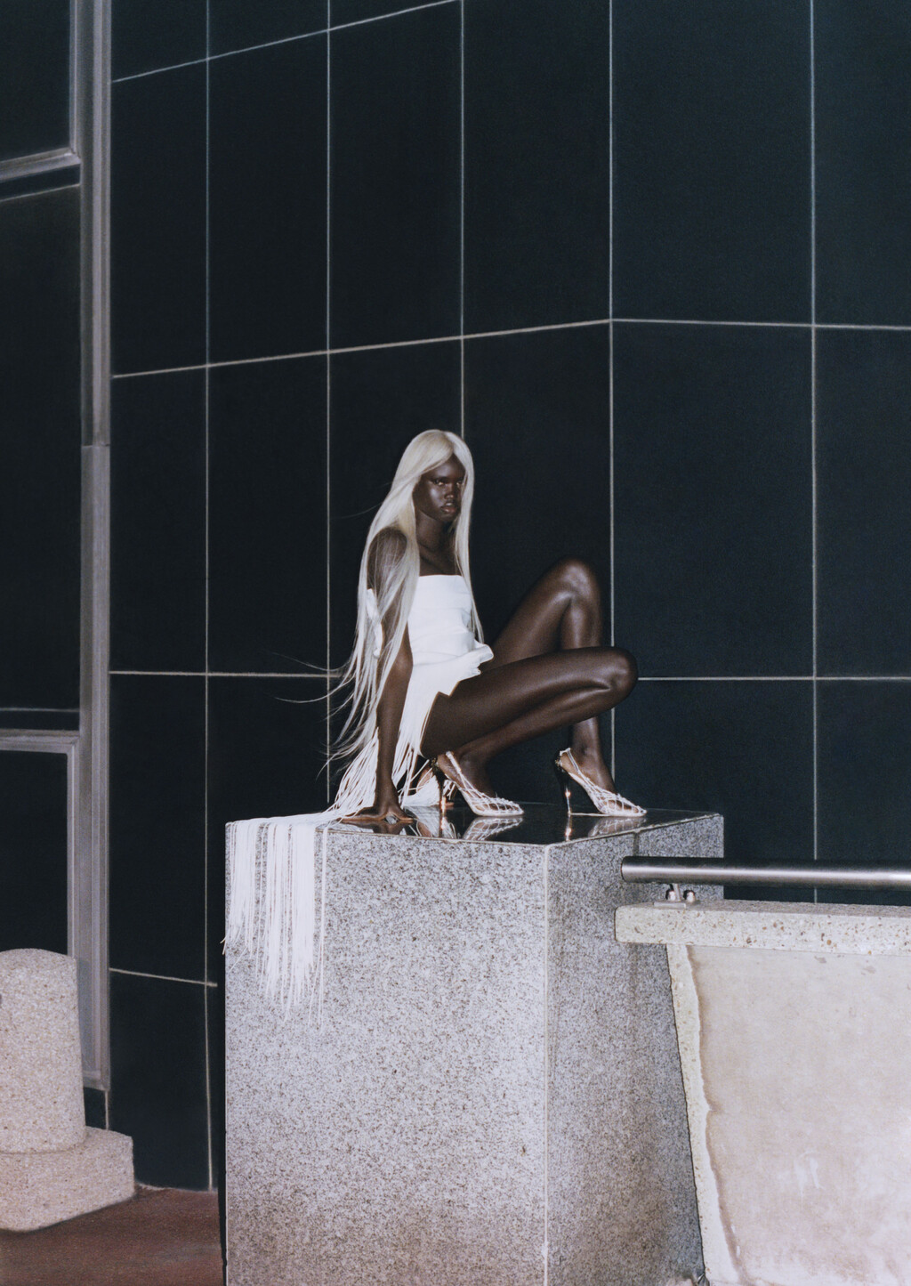 Exhibition Magazine - © Artlist