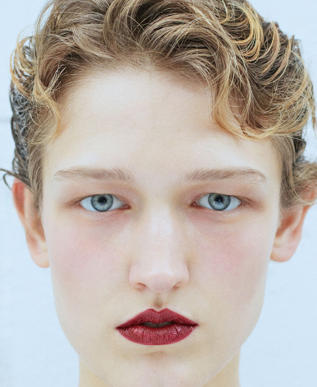 M le Monde - © Artlist