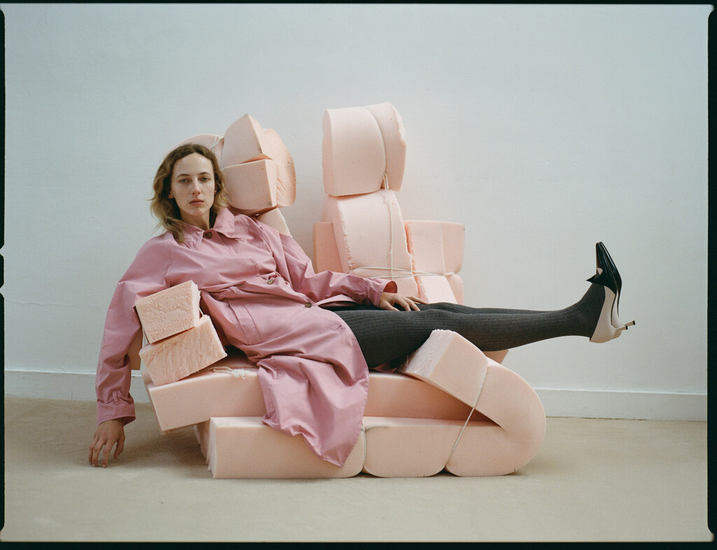 Other Scenes Magazine - © Artlist