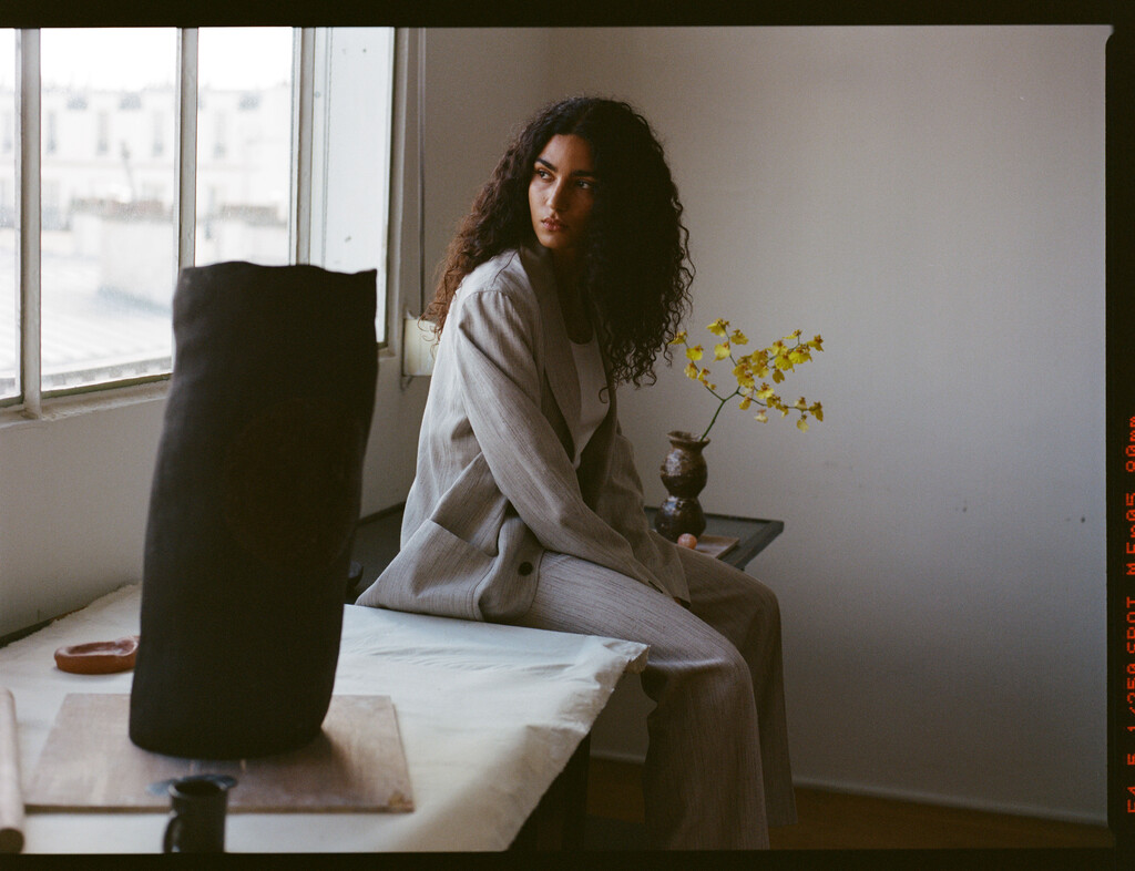 Other Scenes Magazine - © Artlist