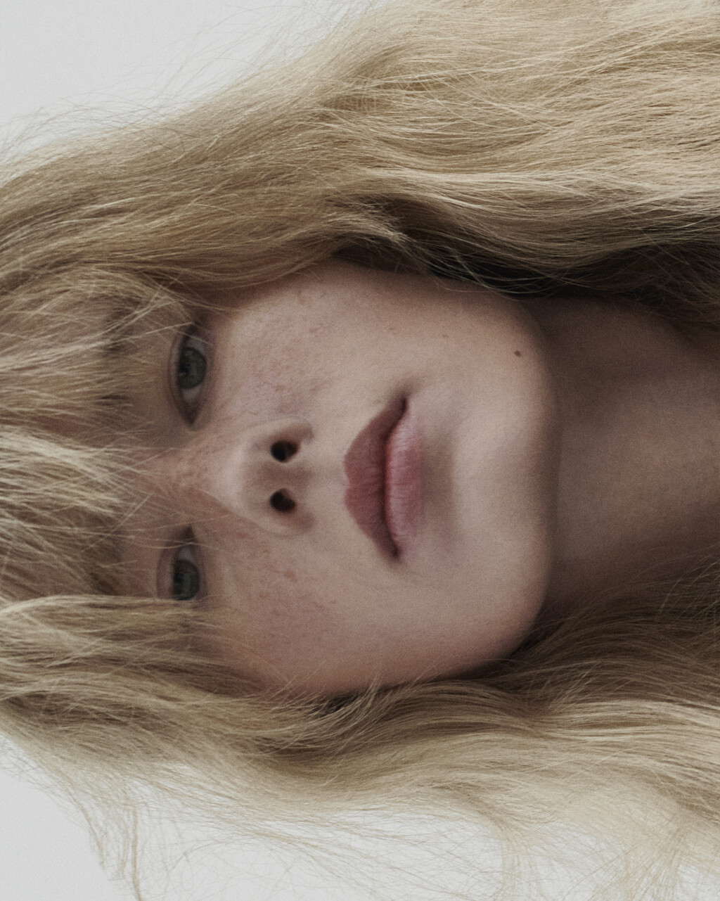 Vogue Ukraine - © Artlist