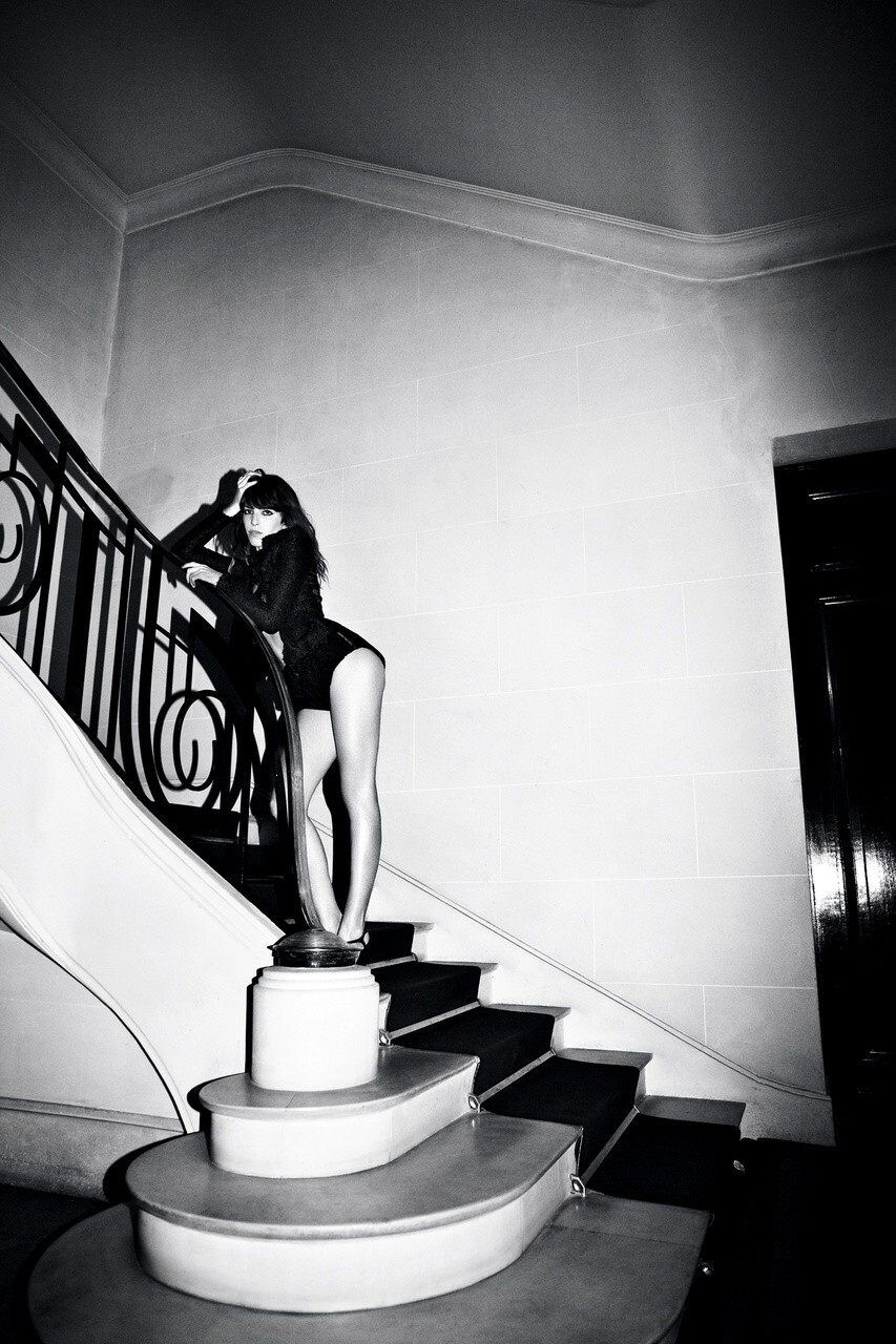 Purple Fashion - © Artlist