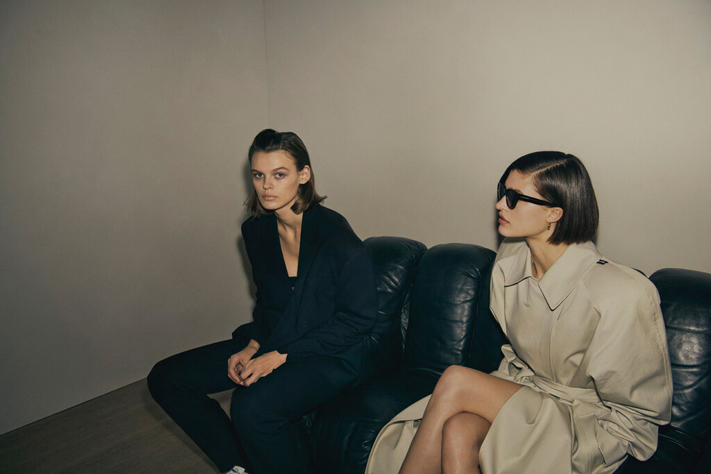 Self Service - © Artlist