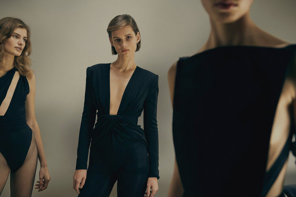 Self Service - © Artlist