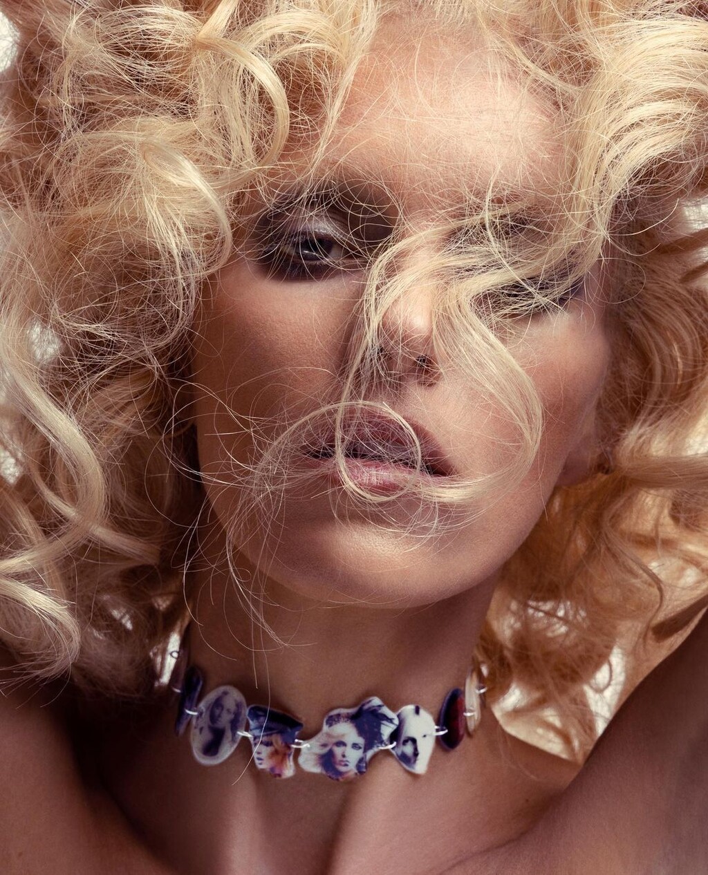 Vogue Polska - © Artlist