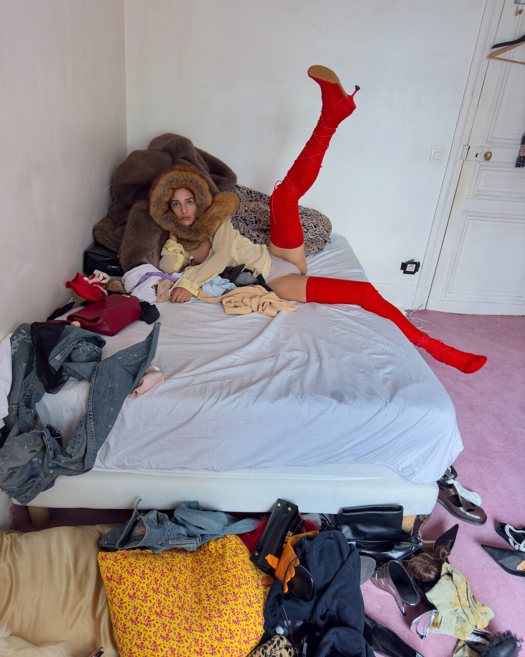 Exhibition Magazine - © Artlist