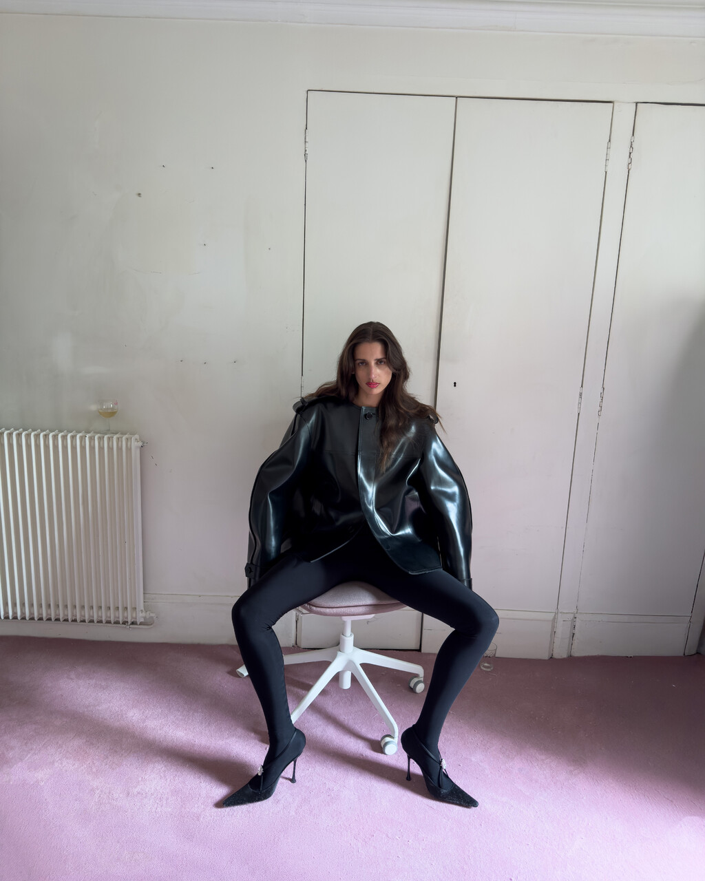 Exhibition Magazine - © Artlist